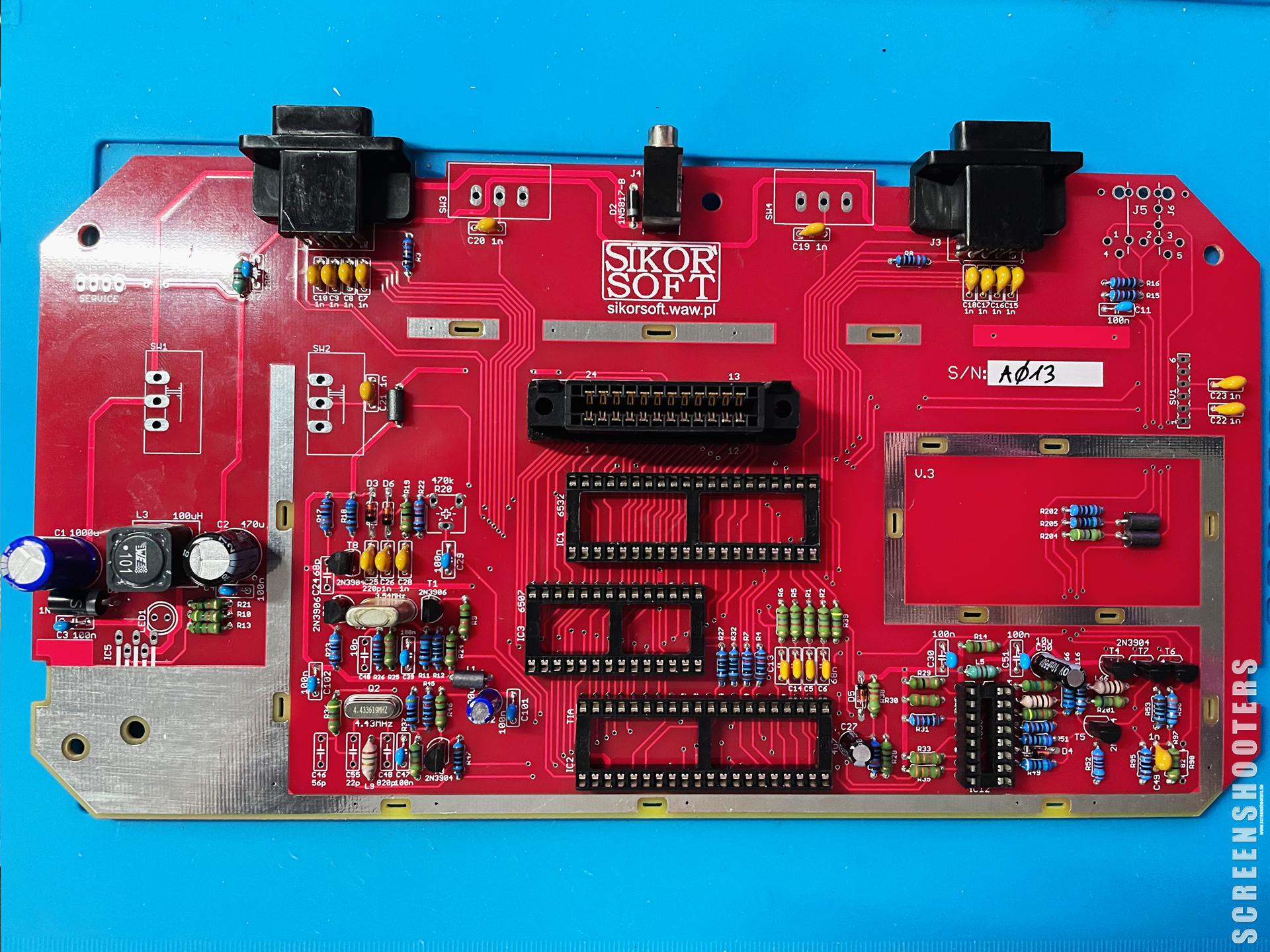 Atari_48_2600jr_Replica_02.jpg